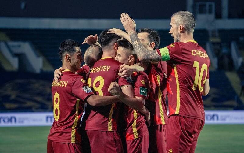 Главное дерби сезона.